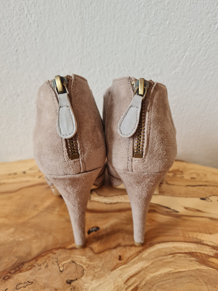 Moda in Pelle Taupe Suede Platform Sandal Size 5 New