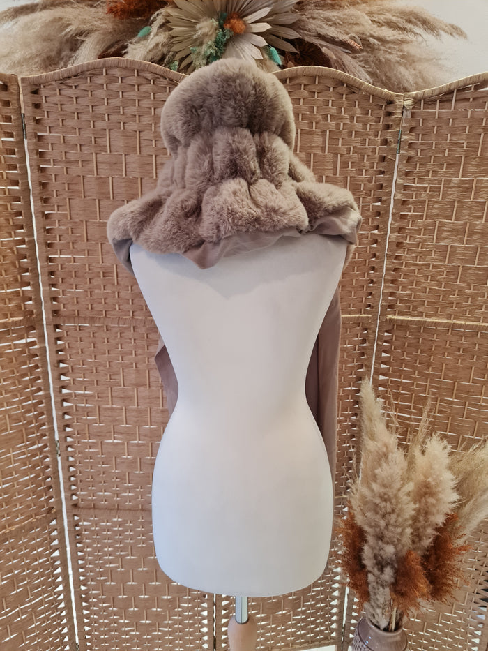 Moda Taupe fur scarf New
