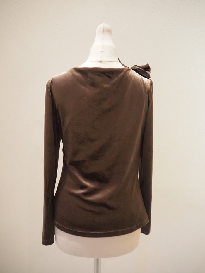 Moncho Heredia Velvet Top 10