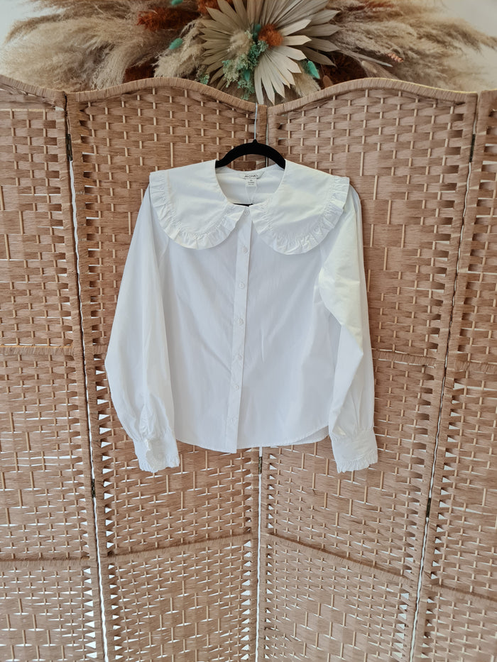 Monki white shirt XS New