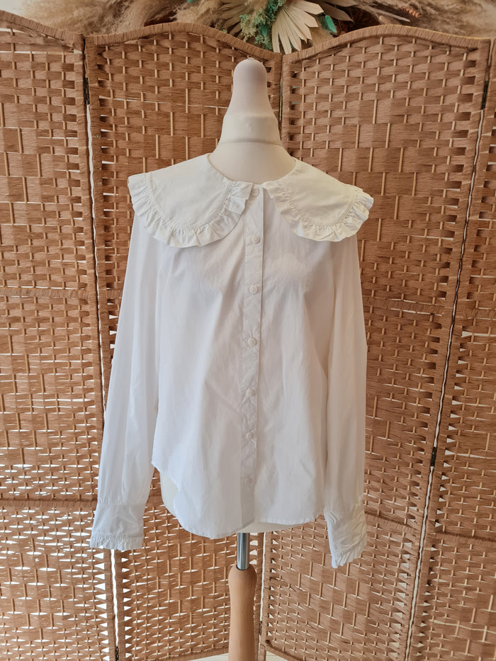 Monki white shirt XS New