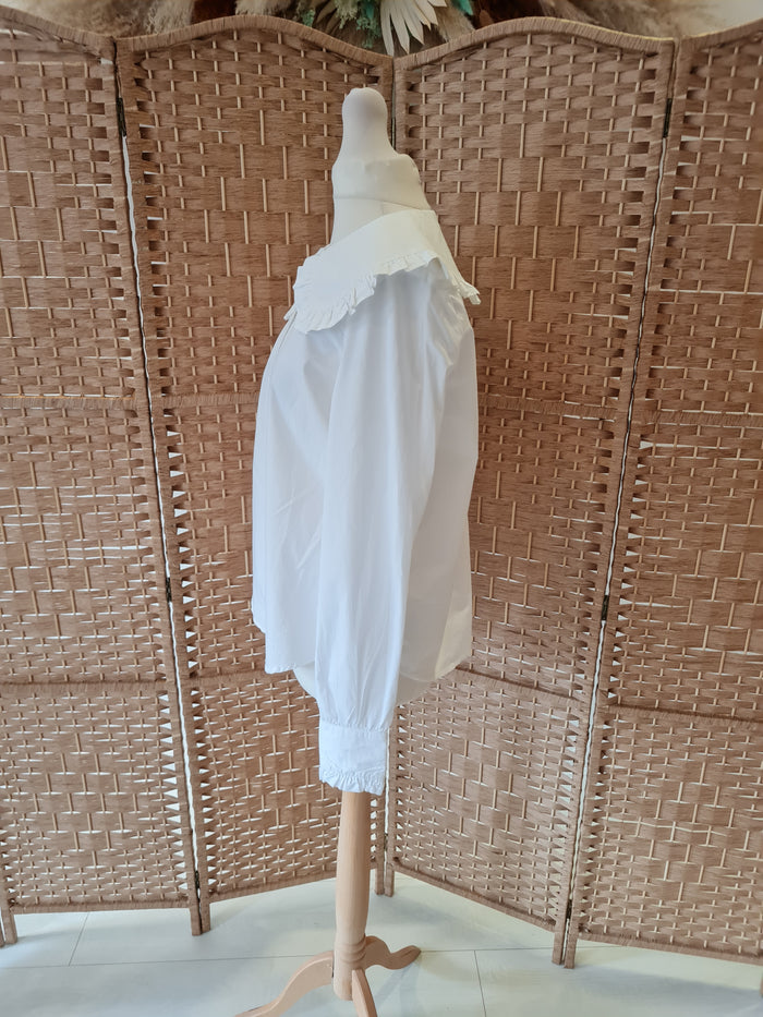 Monki white shirt XS New