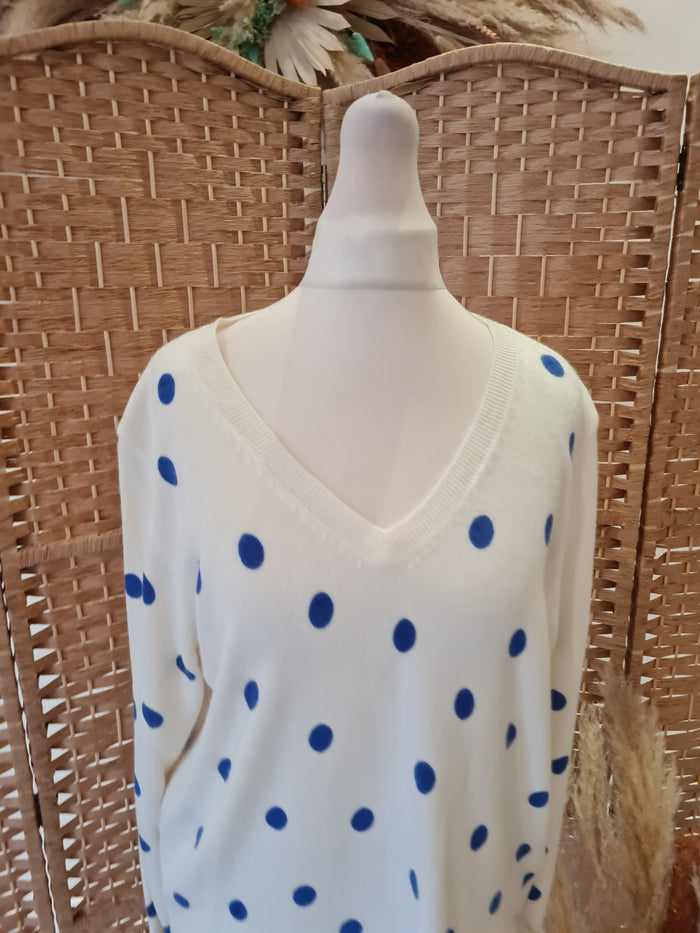 M&S White spot Jumper 16