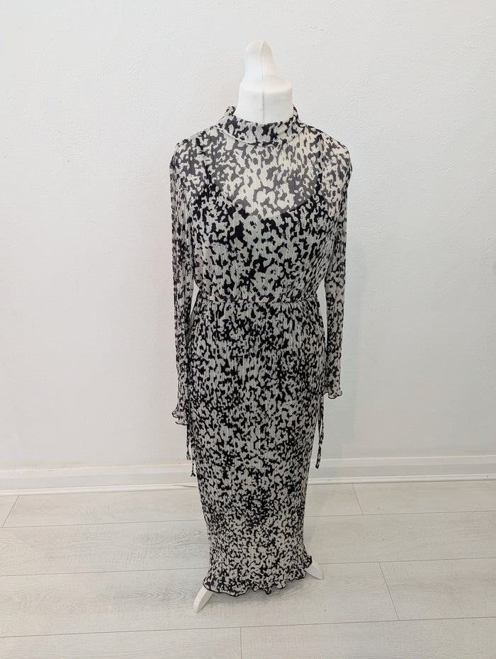MSCH Copenhagen Abstract maxi NWT £80