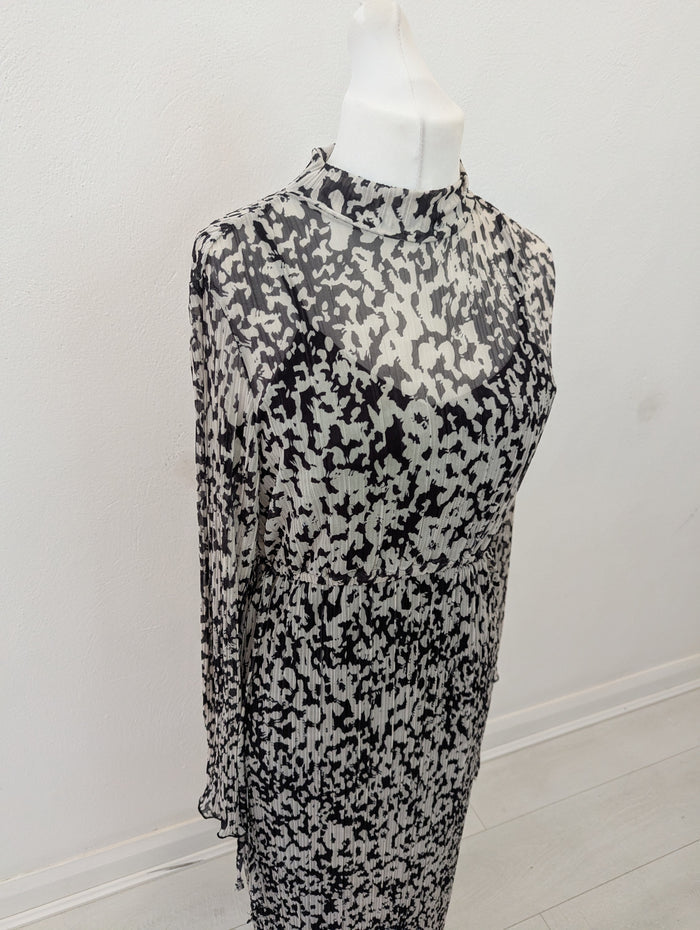 MSCH Copenhagen Abstract maxi NWT £80