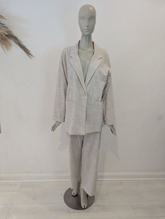 Mus & Bombon Beige Suit XL NWT £190
