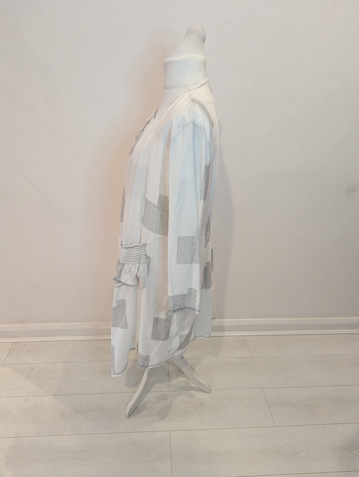 My Soul White/Black Two Piece Top/Jacket Medium