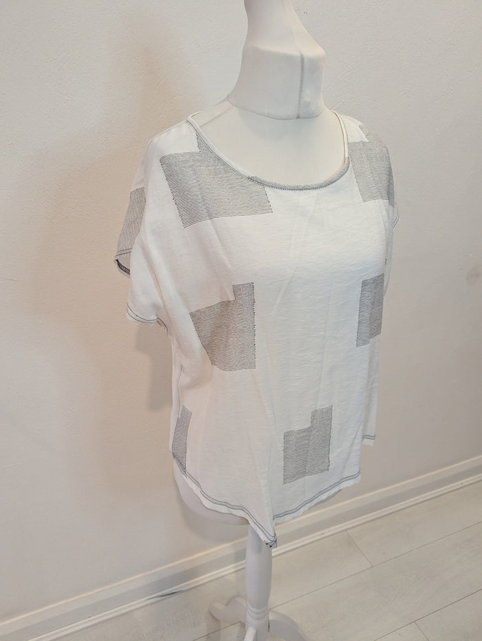 My Soul White/Black Two Piece Top/Jacket Medium
