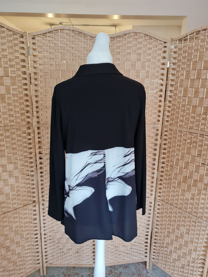 Naya Black & Grey Shirt Medium
