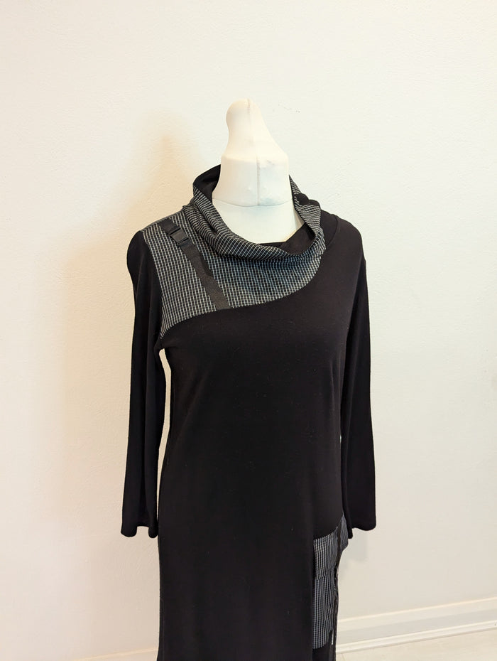 Naya Black Stripe Dress M
