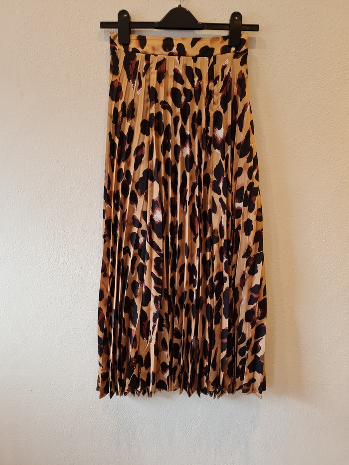 New Look animal print skirt 6
