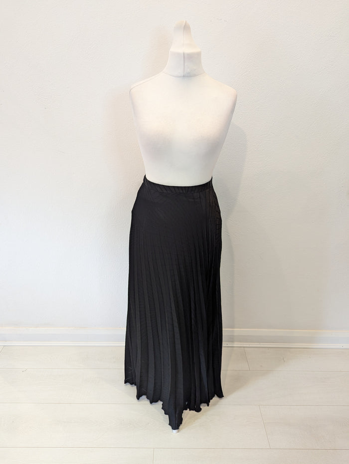 Next Black Satin pleated Skirt 14