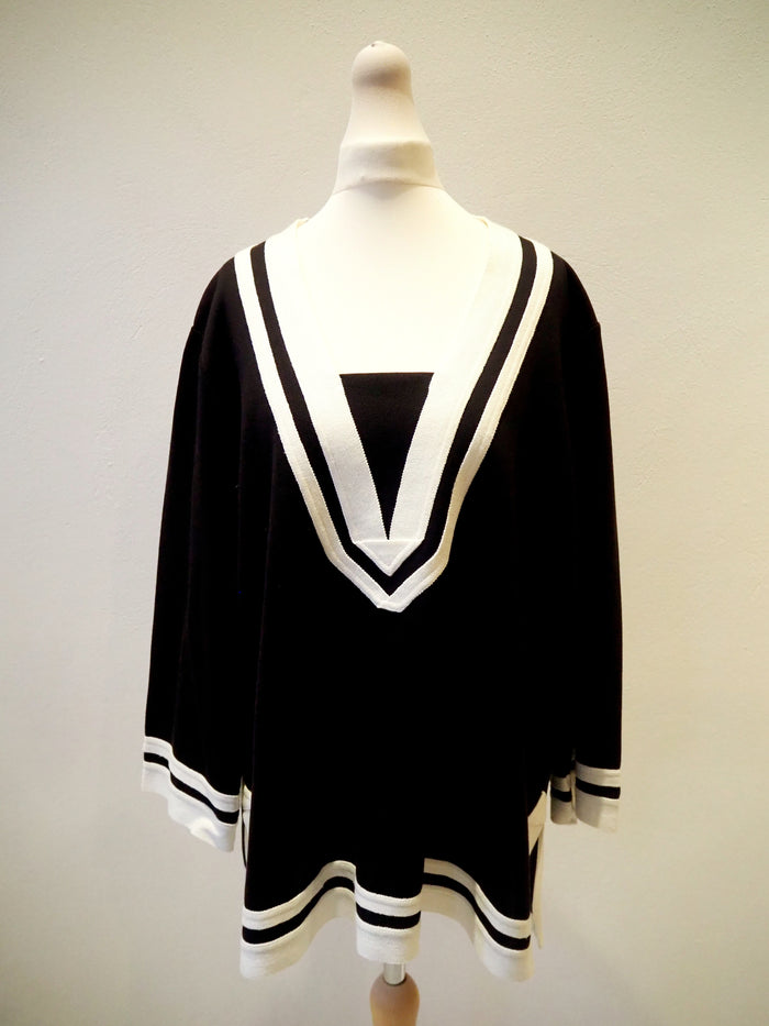 Nina Leonard Black& Cream Tunic Size 2xl