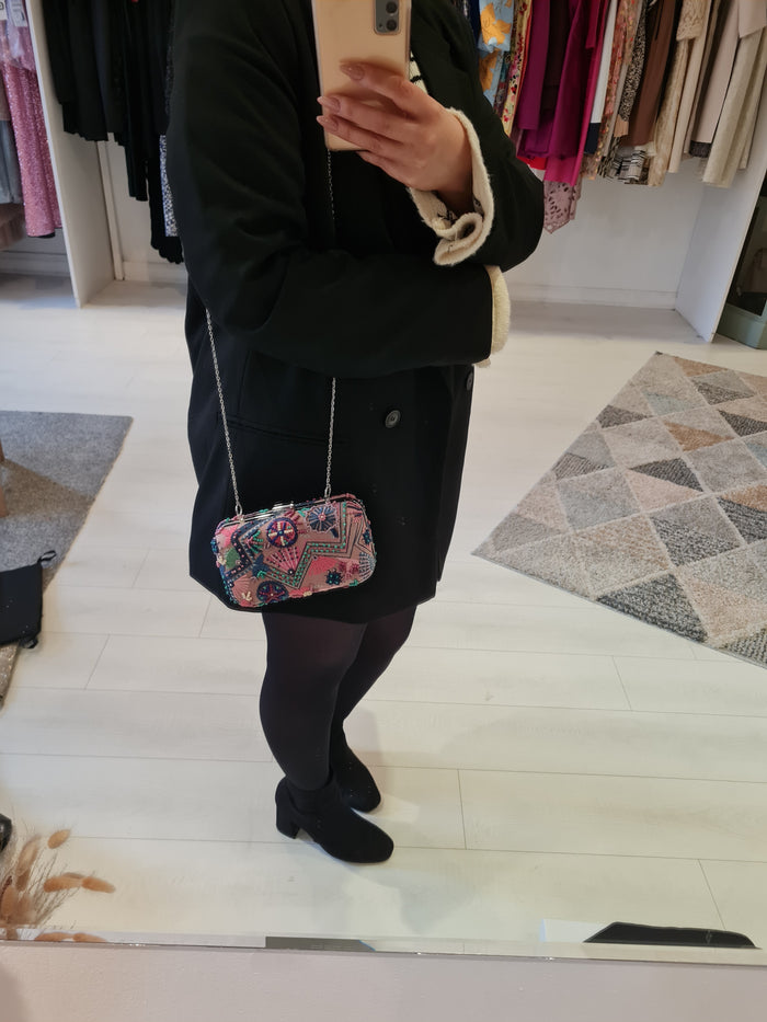 Nine x Savannah Millar clutch