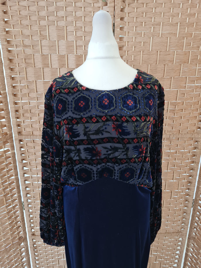 Nissa Navy Velvet evening Dress 16