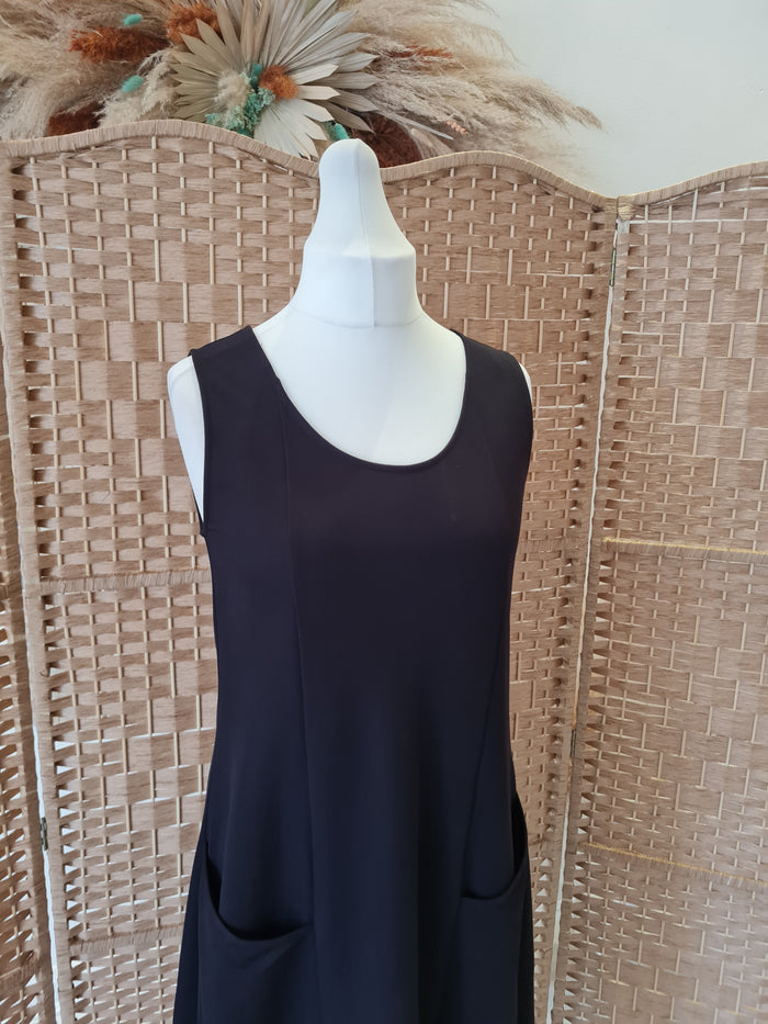 NIYA Black Sheer Hem Dress Medium