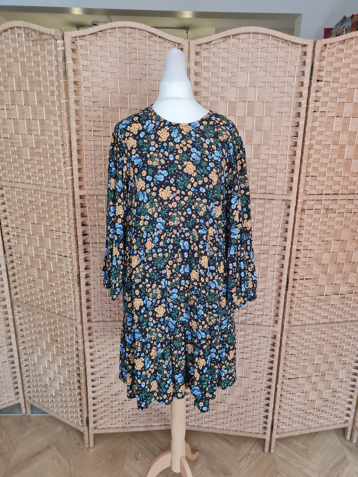 Nobody's child Floral dress 8