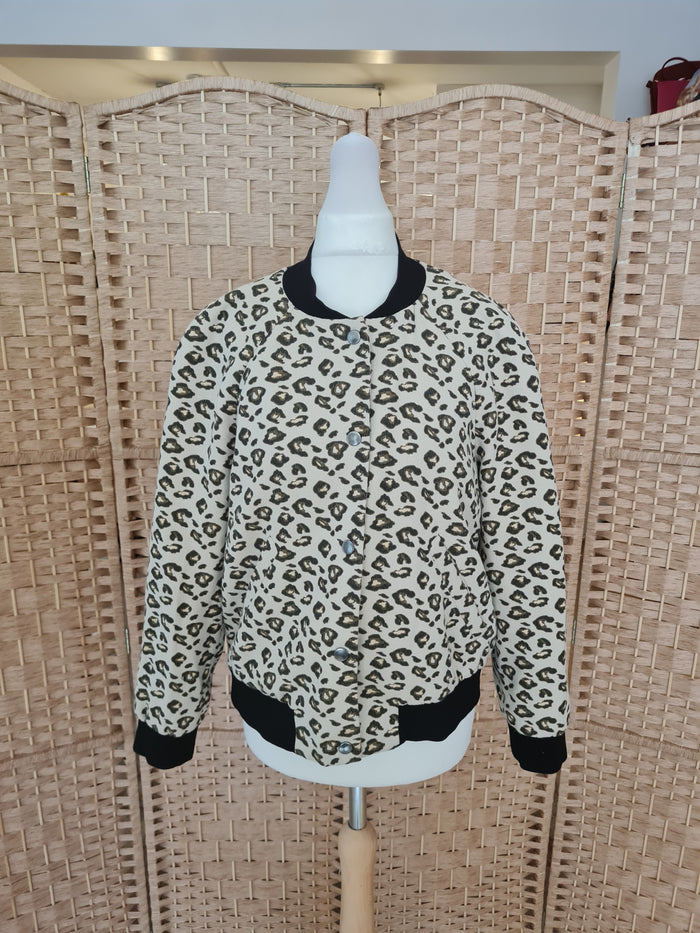 Oliver Bonas Animal print bomber 12