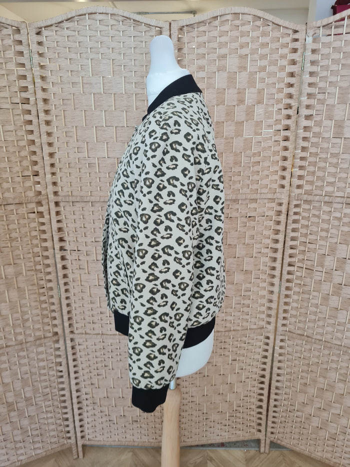 Oliver Bonas Animal print bomber 12