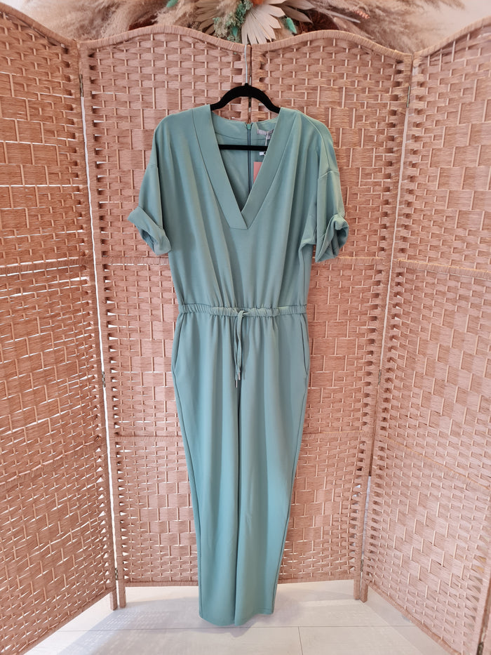 Oliver Bonas green jumpsuit 8/10