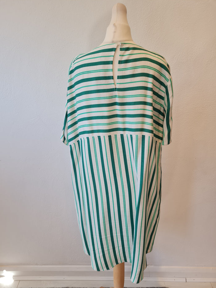 Oliver Bonas Green stripe dress Size 14