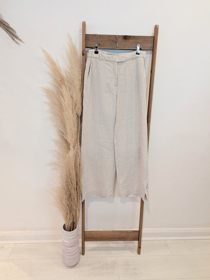 & Other Stories beige linen trousers 10