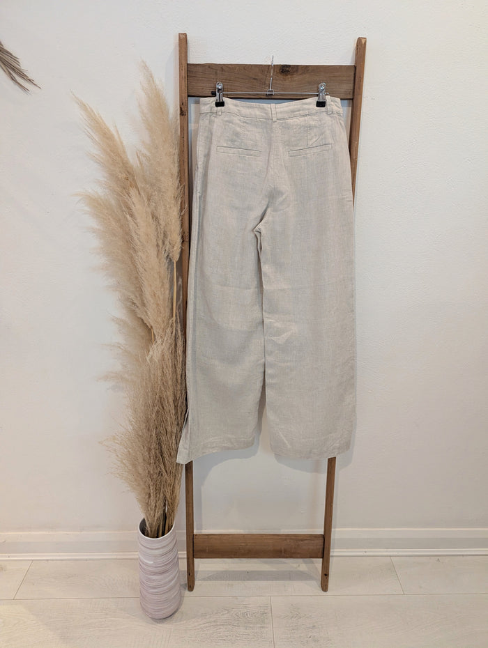 & Other Stories beige linen trousers 10