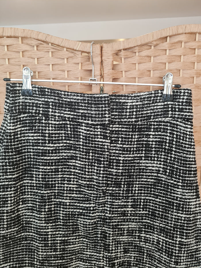 & Other stories black tweed skirt NWT £55
