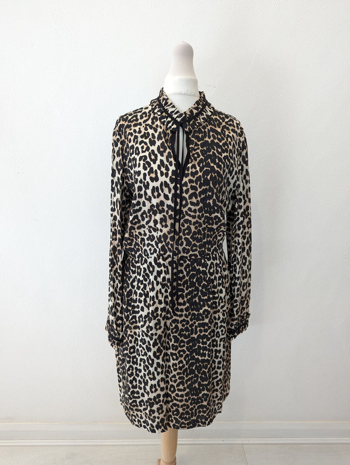 Oui Leopard dress 10