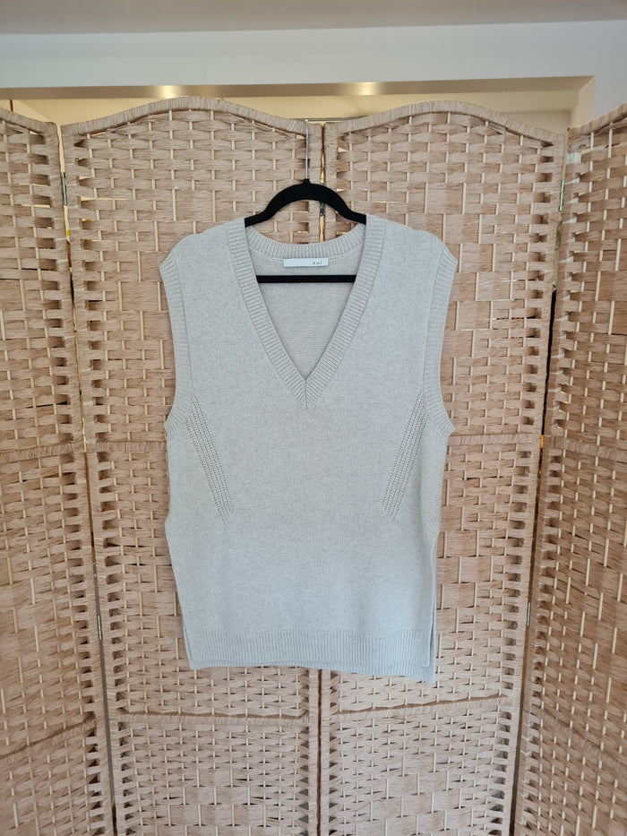 Oui Oatmeal Wool Sweater Oversized Vest Size 8