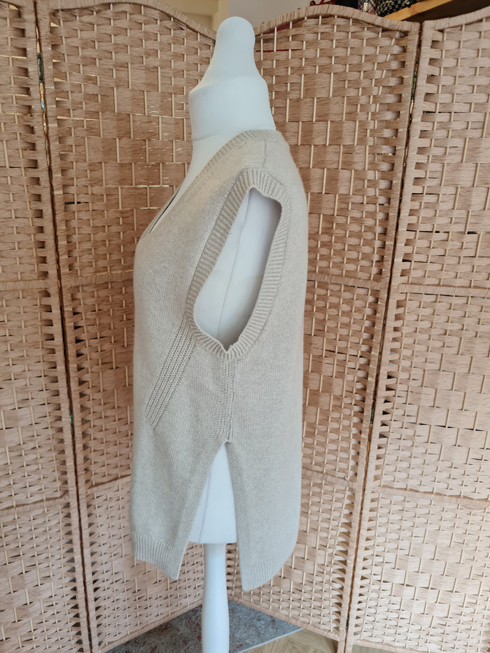 Oui Oatmeal Wool Sweater Oversized Vest Size 8