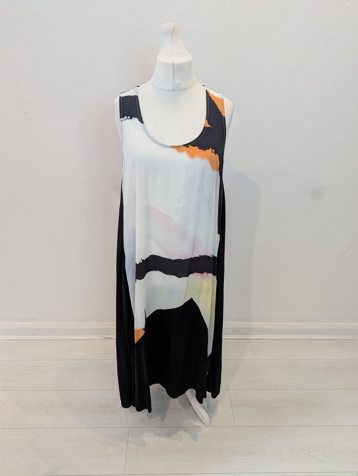 Ozai N KU Black Sleeveless Dress Medium