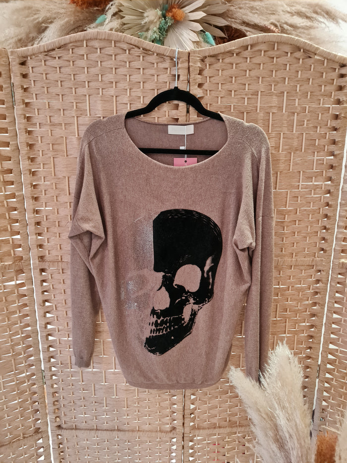 Papillonne camel skull detail jumper M