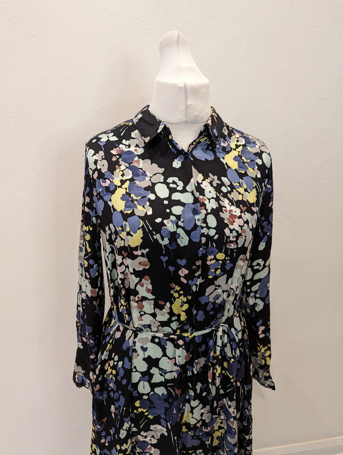 Parfois Black Floral Maxi S/M