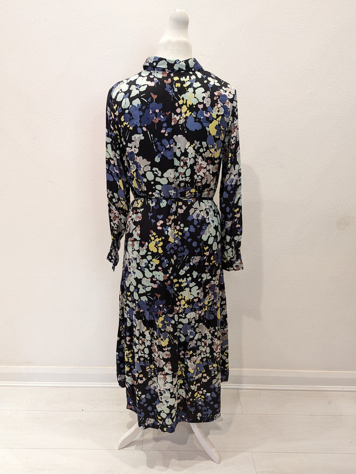 Parfois Black Floral Maxi S/M