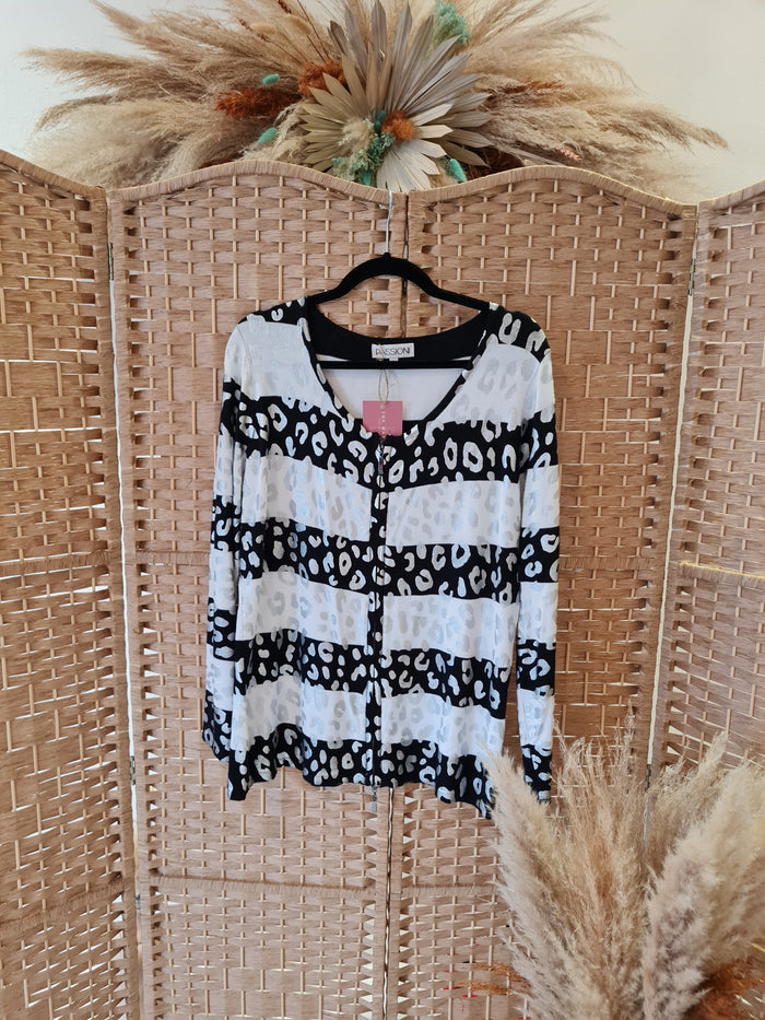 Passioni Animal print top L