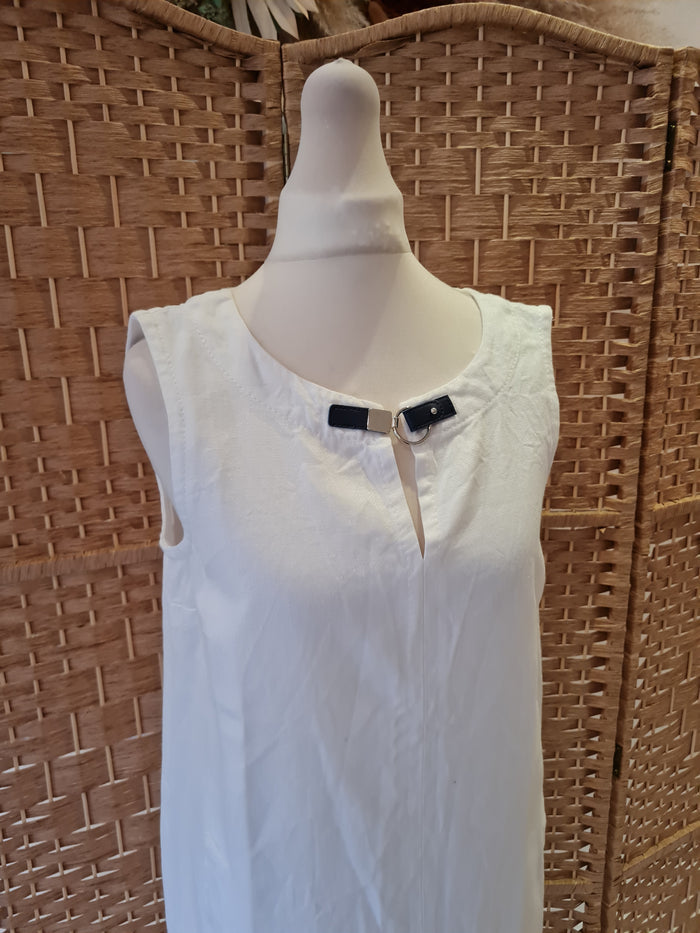 Penny Black White Linen Shift 10