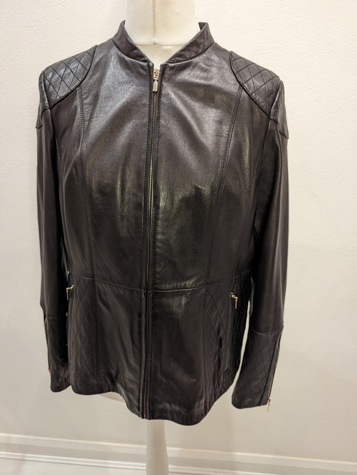 Per Una Speziale black leather jacket 18