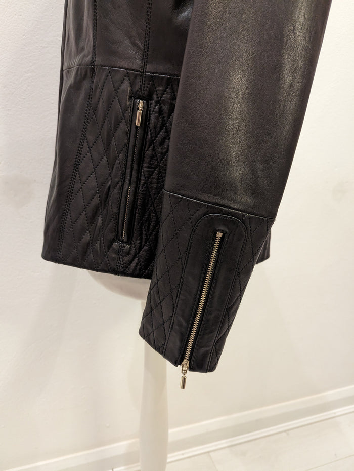 Per Una Speziale black leather jacket 18
