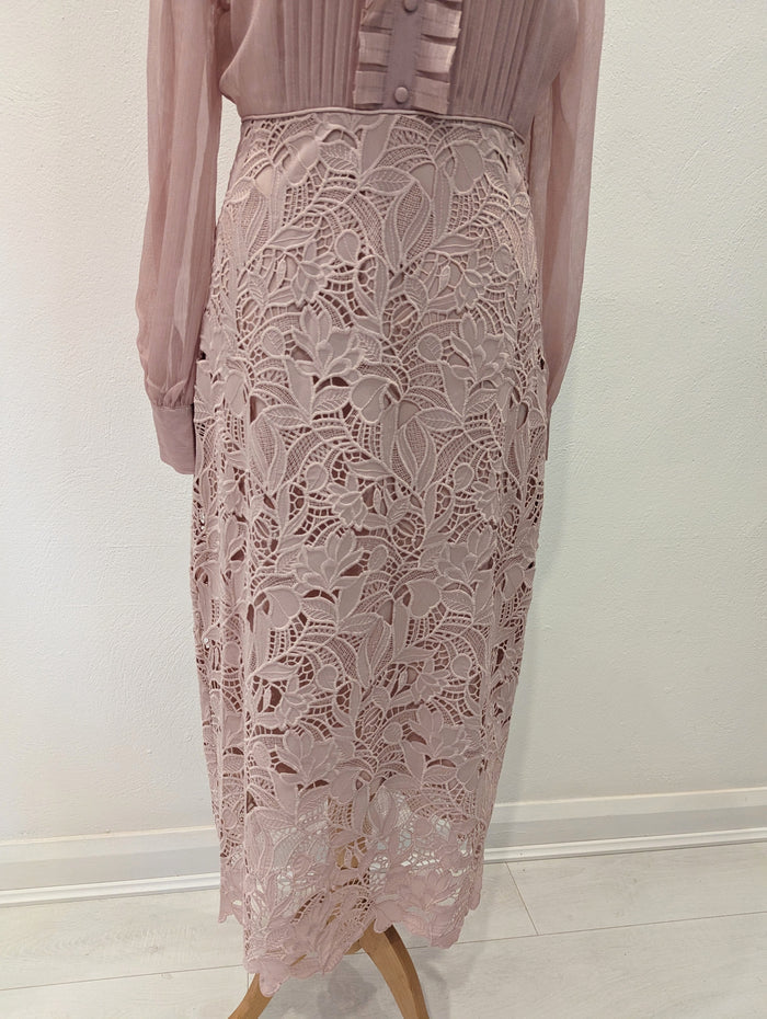 Phase Eight Blush Lace Dress 10