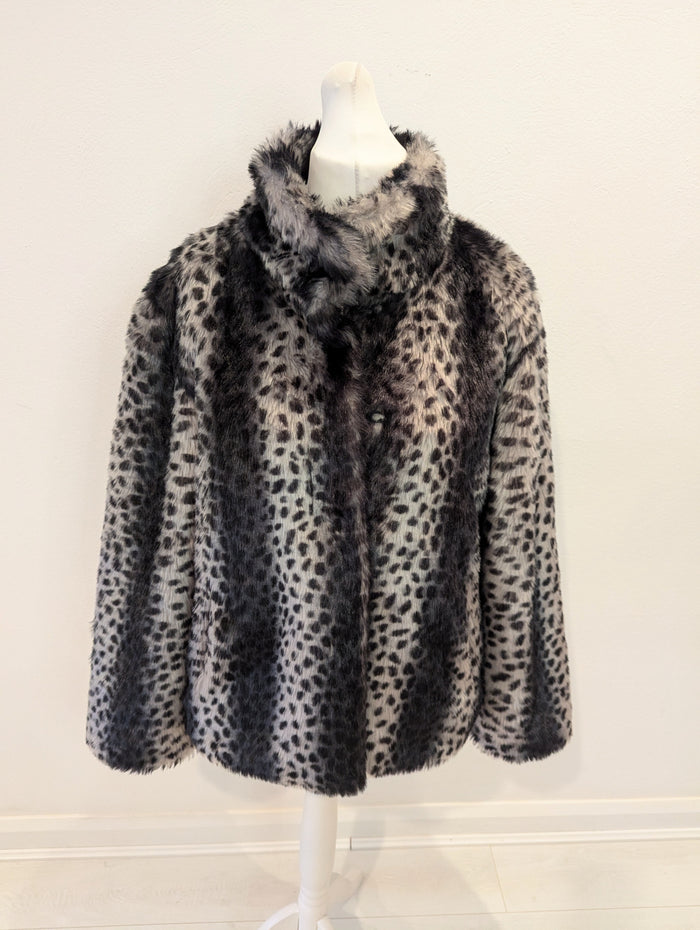 Pistachio Animal Print fur coat 12/14