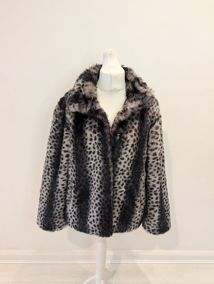 Pistachio Animal Print fur coat 12/14