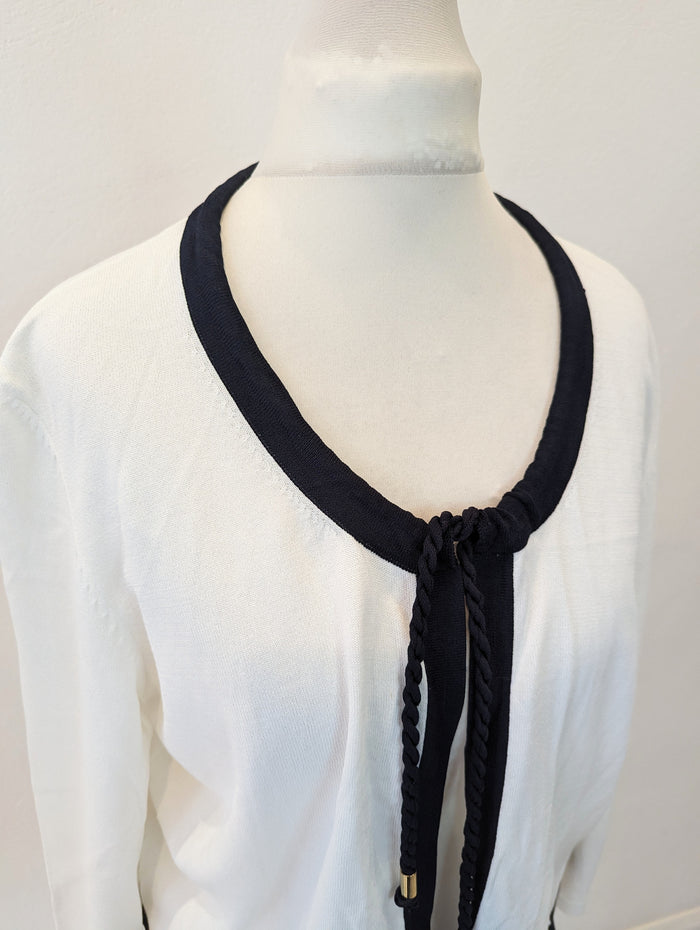 Planet white cropped cardigan M