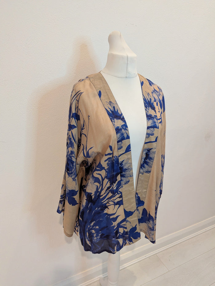 Powder Cover up & Tote
