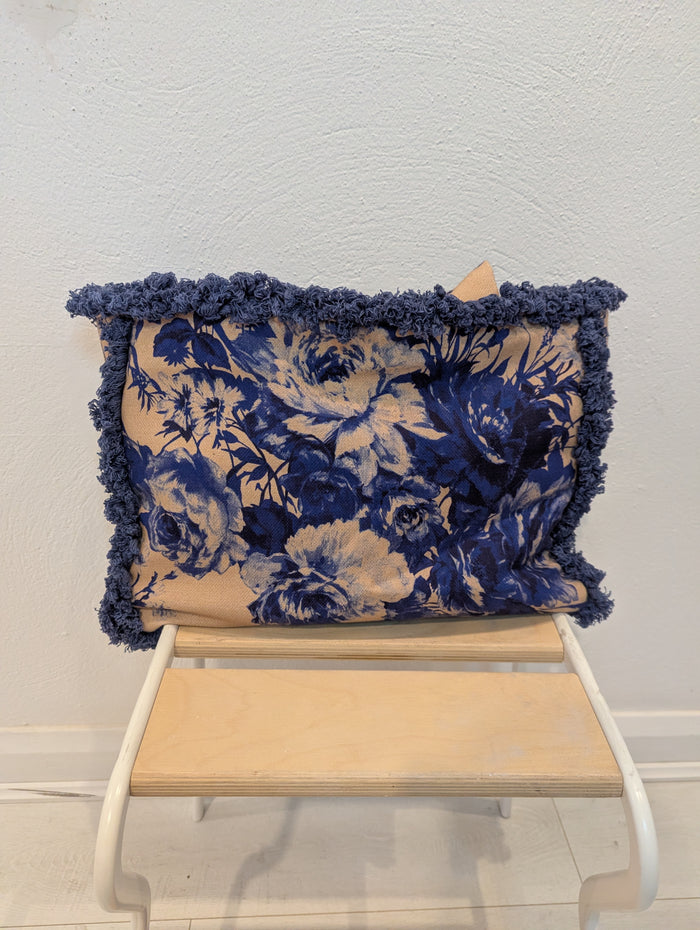 Powder Cover up & Tote