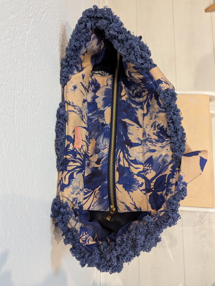 Powder Cover up & Tote