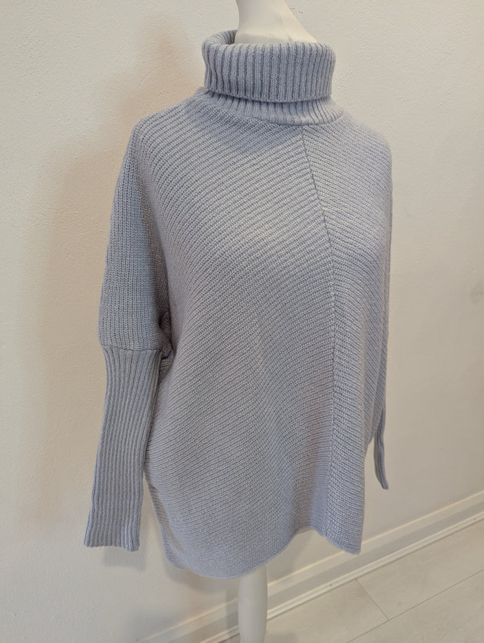 Pretty Lavish Blue Cable Knit S/M NWT