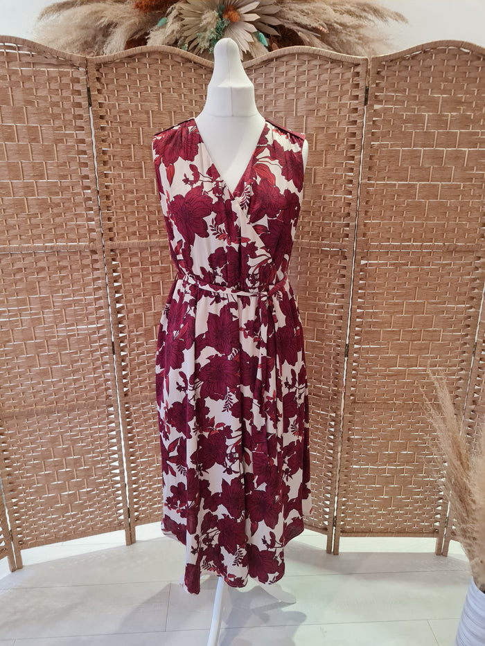 Preview Burgundy Floral Dress 14
