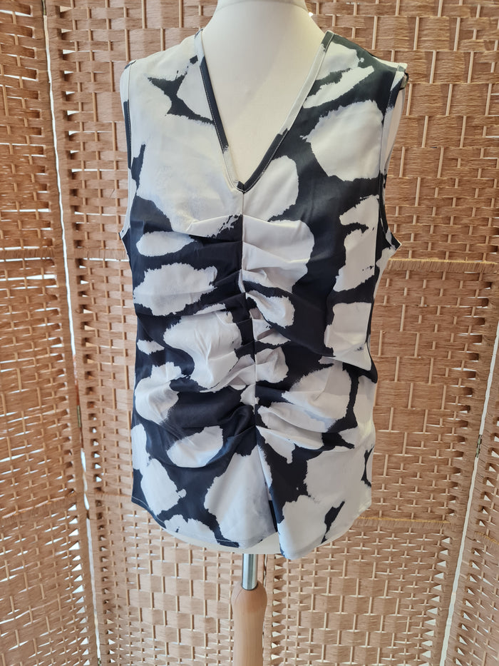 Pulz sleeveless top & trousers S