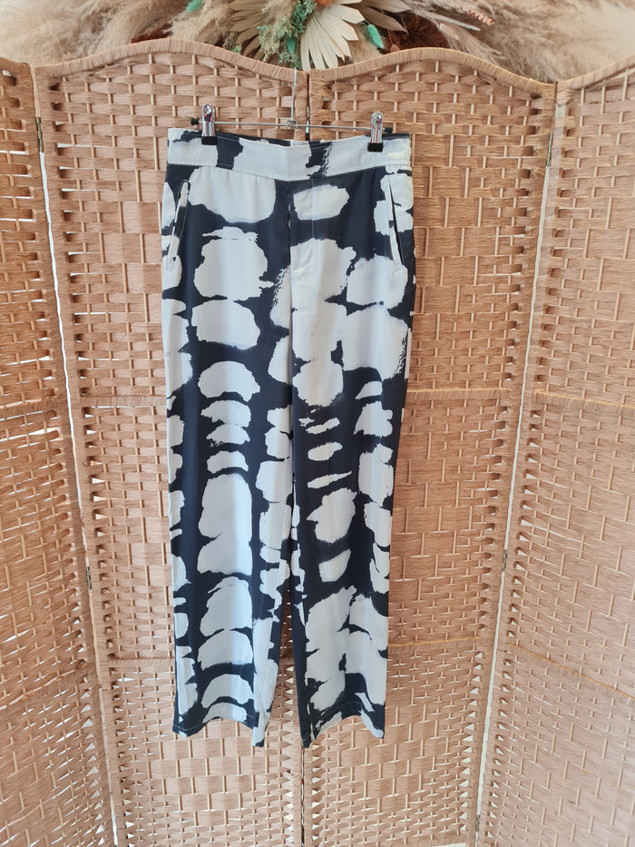 Pulz sleeveless top & trousers S